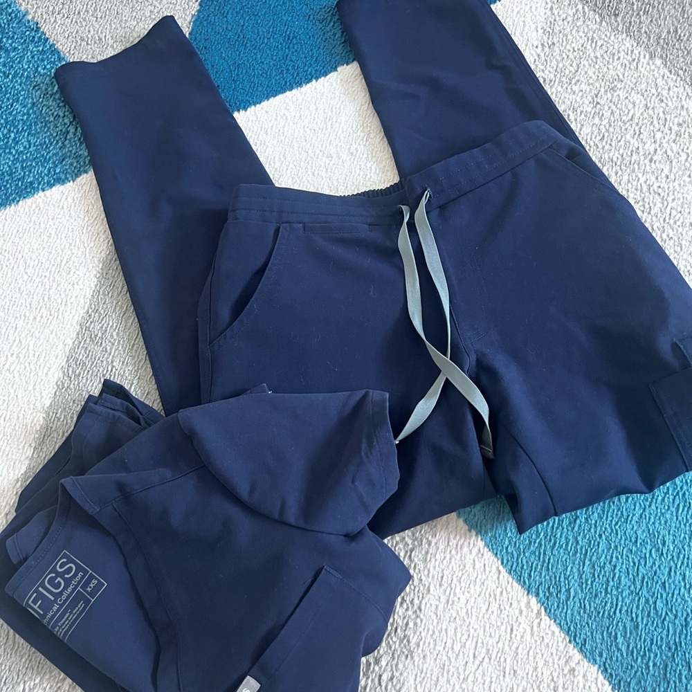 Figs  Navy Bottoms